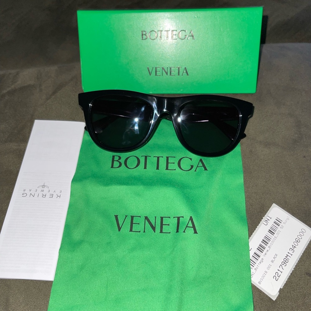 Bottega Veneta Black Acetate Square Sunglasses, Size: UNI
